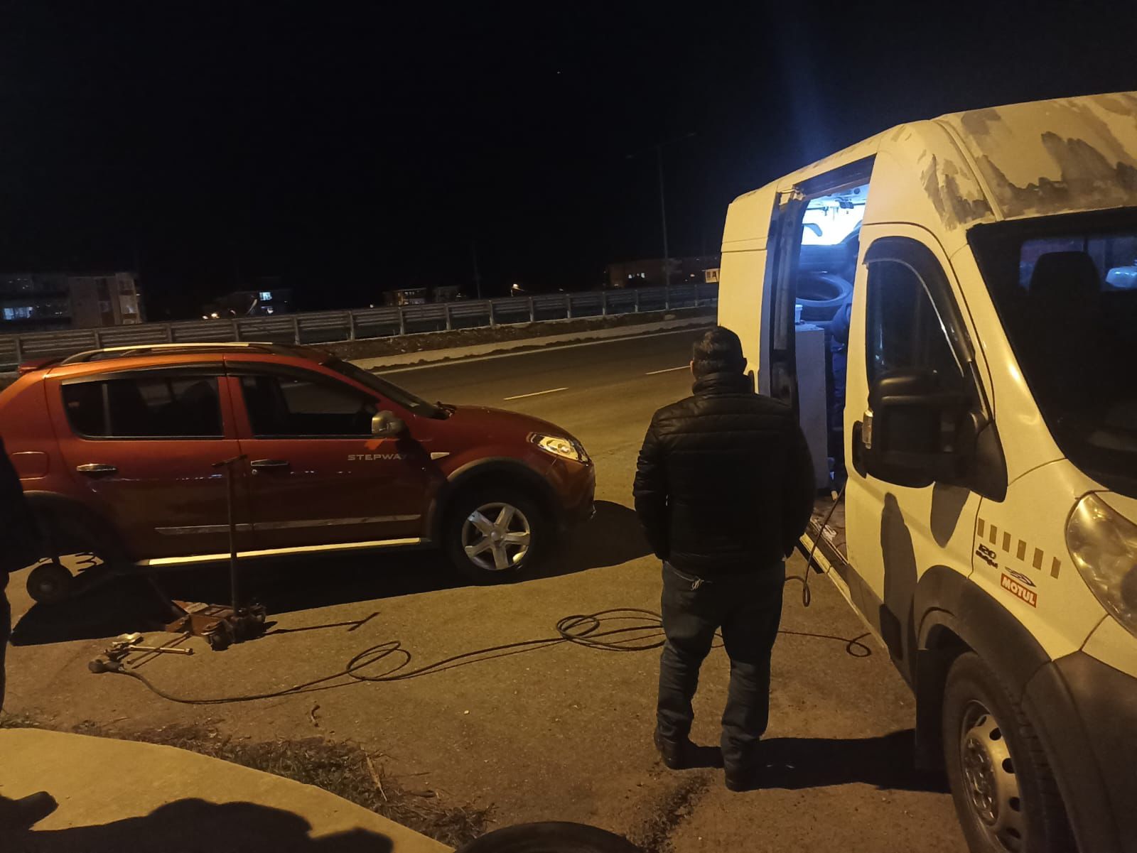 Silivri bölgesinde en uygun fiyatlı mobil oto lastik tamir servisi